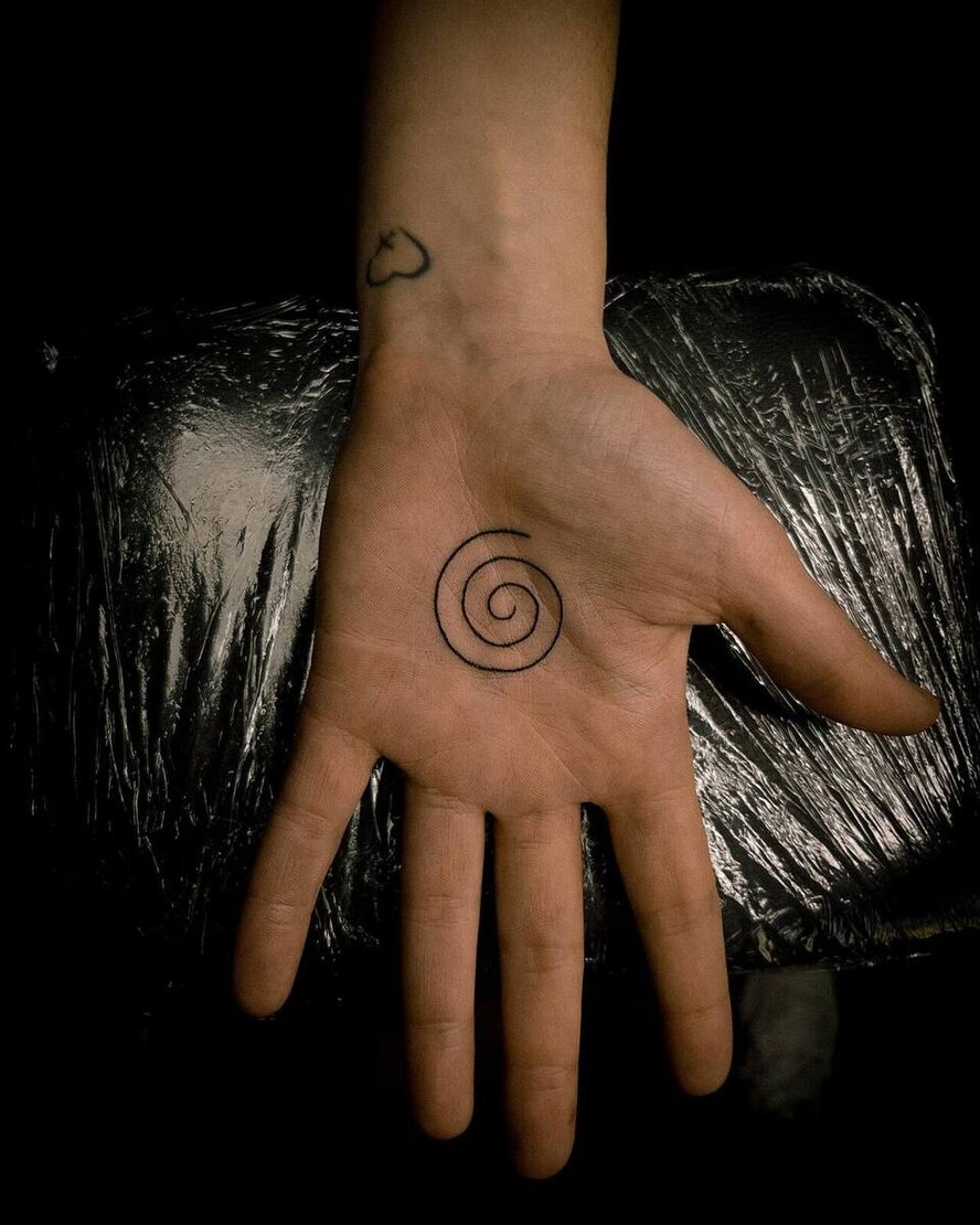 A beautiful Tattoo done by laura, one of Anker Tattoo & Piercings professional artists