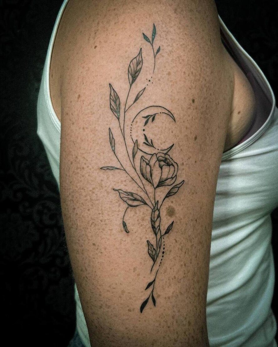 A beautiful Tattoo done by laura, one of Anker Tattoo & Piercings professional artists